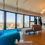 Panorama Capital Skyline - 17 Pietro * رشيشوف